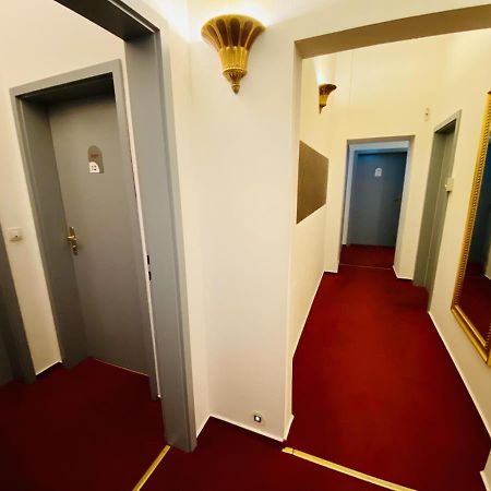 Doppelzimmer Humidor, Direkt Am Alten Strom Rostock Dış mekan fotoğraf